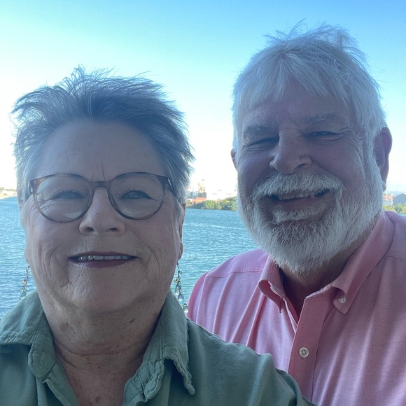 Meet your Posher, Kathy - Picture 2 of 11